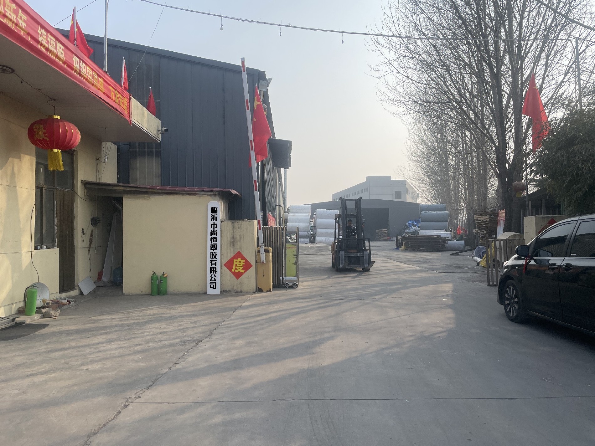篷布專(zhuān)家——臨沂市尚恒塑膠有限公司，為您提供高品質(zhì)篷布解決方案